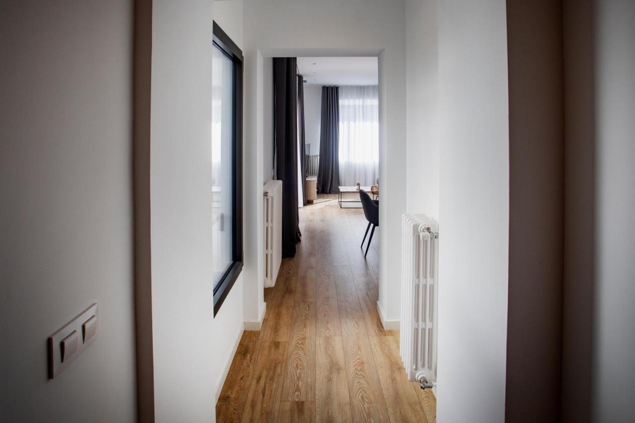 Nc Apartments Rambla 32 Figueres  Exteriör bild